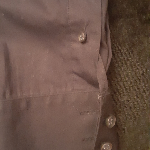 Men's Military-esque Dress Shirt - Picture 5 of 10